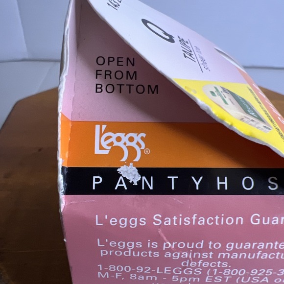 Vintage Leggs Day sheer Regular Nylon Pantyhose Panty Size Q Taupe - Picture 7 of 11